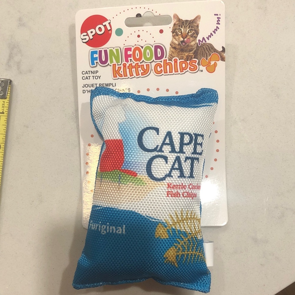 Cape Cat Kitty Chips Catnip Toy - Blue and White